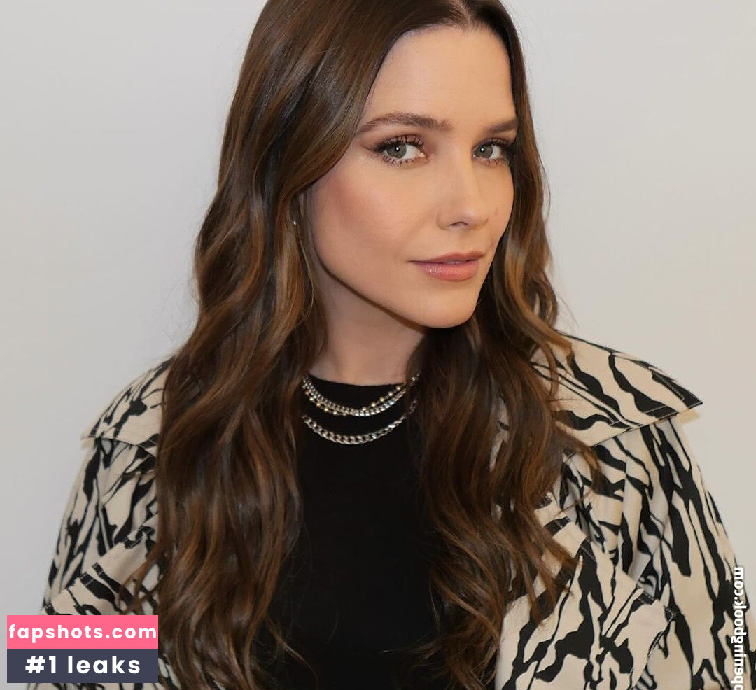 Sophia Bush gallery photo #38