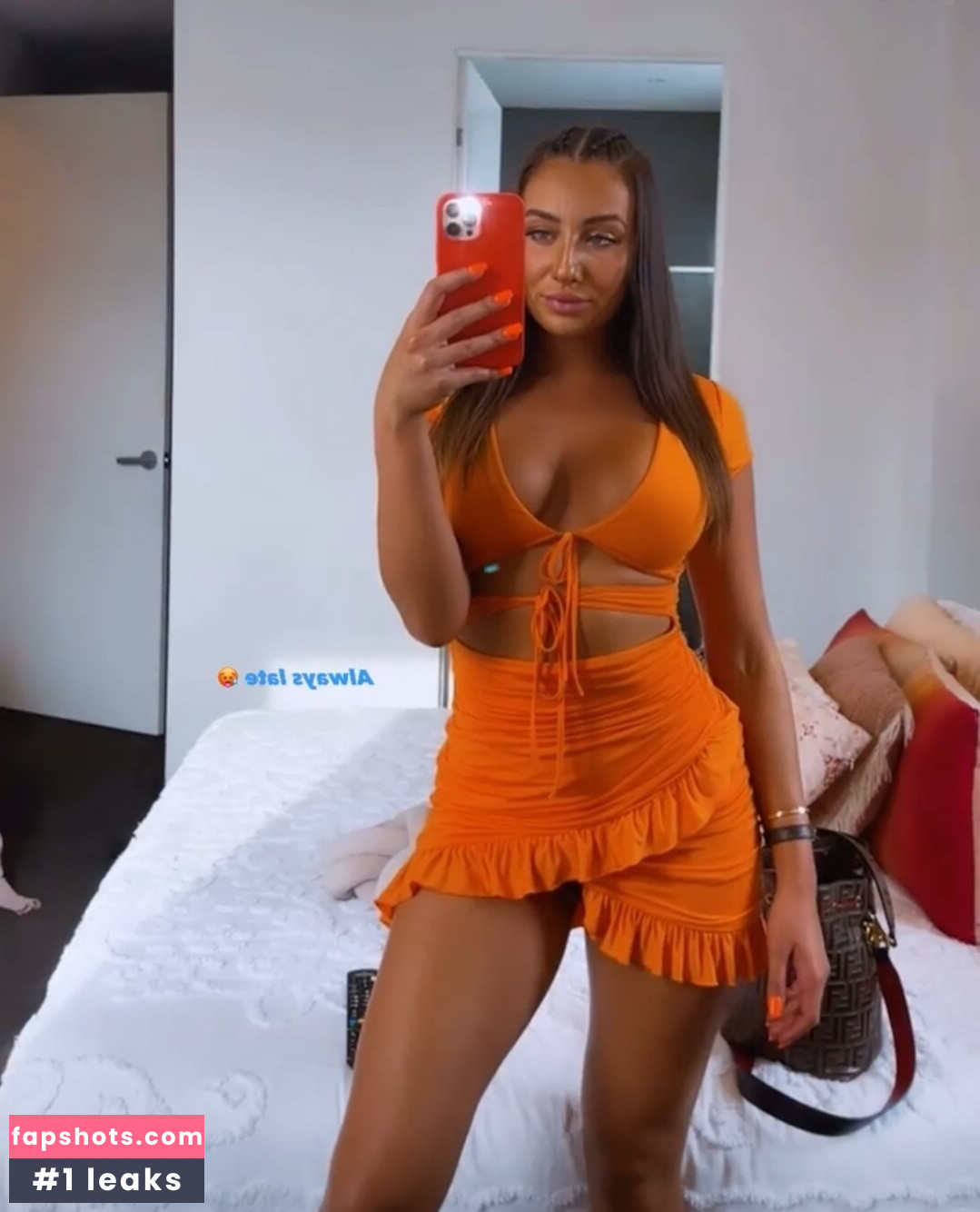 Sophia Cotter gallery photo #11