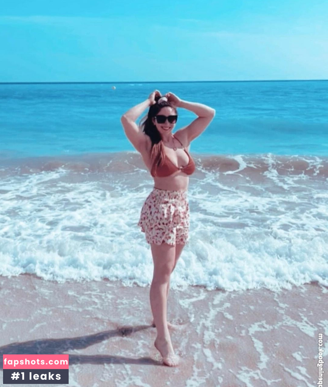 Sophia Ellis gallery photo #19