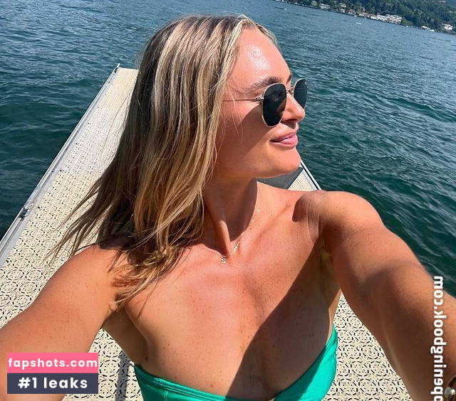 Sophia Fighera gallery photo #7