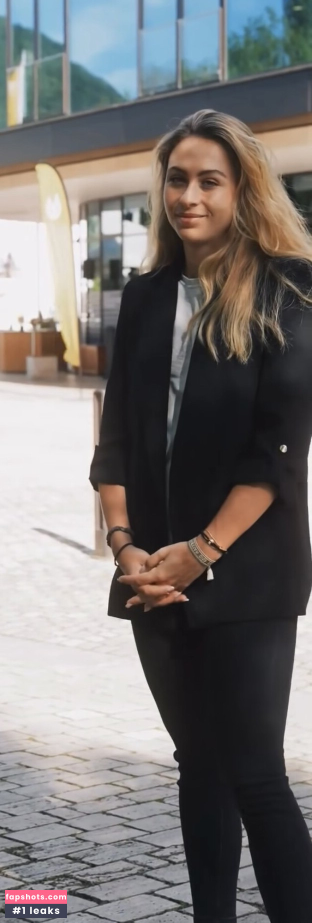 Sophia Flörsch gallery photo #64