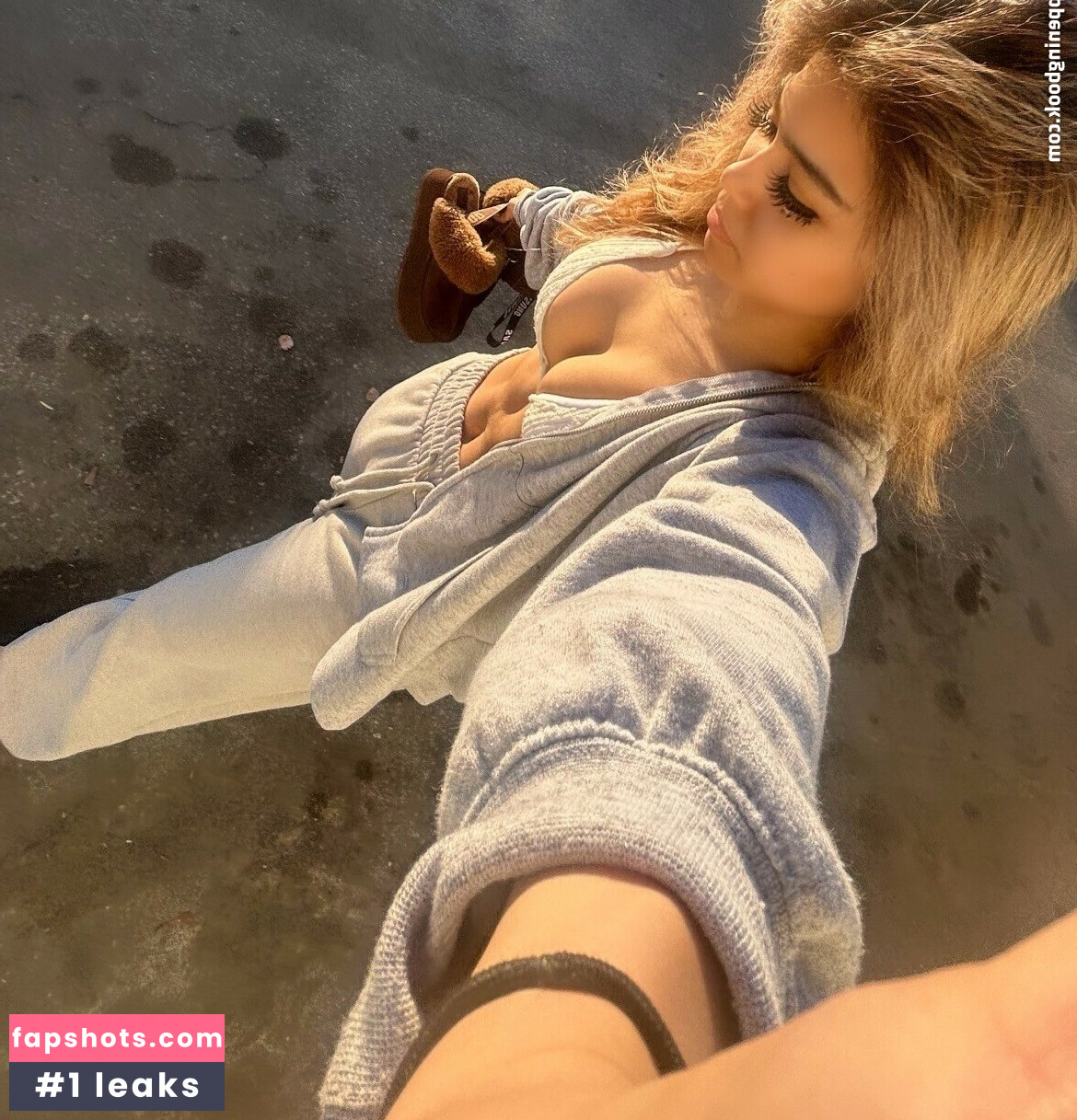 sophia.frutos gallery photo #16