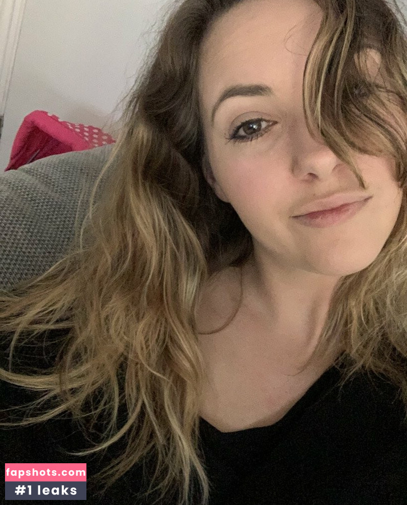 Sophia Knight gallery photo #52