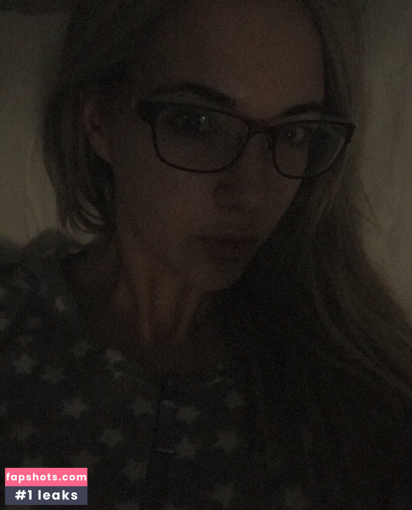 Sophia Knight gallery photo #68