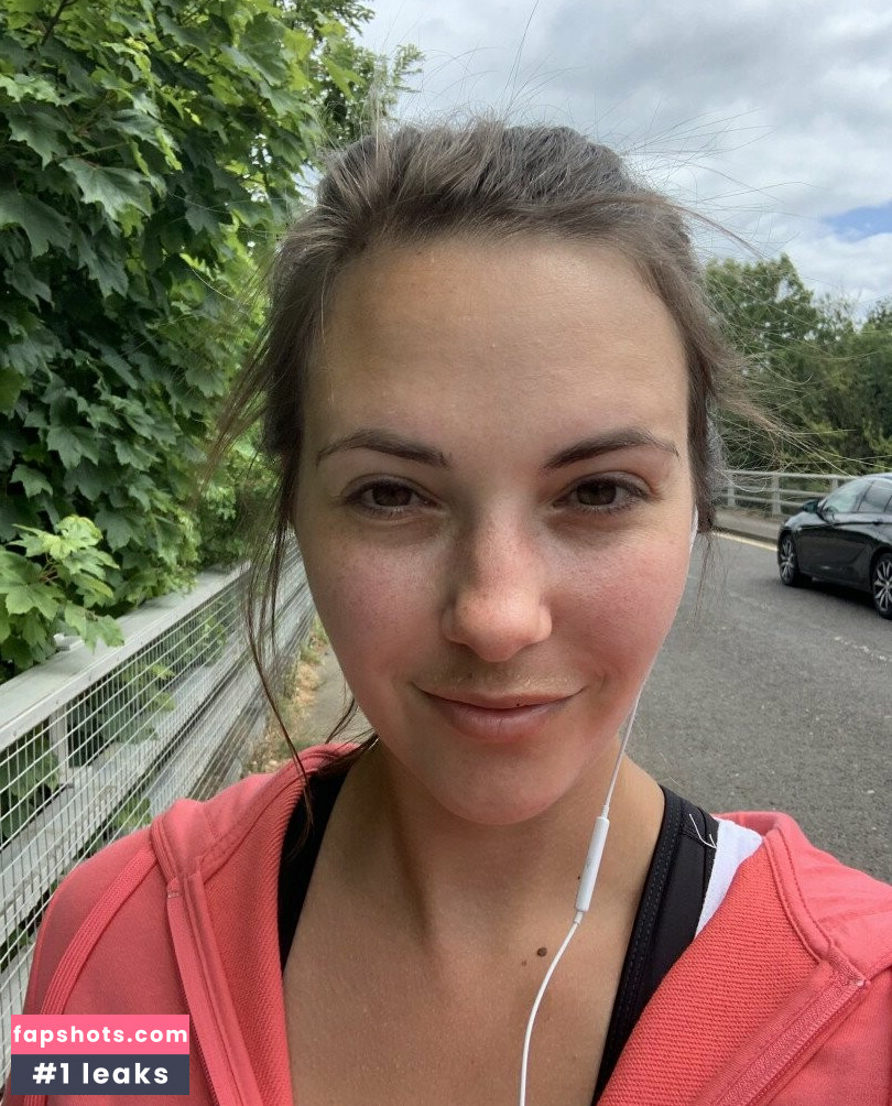 Sophia Knight gallery photo #71