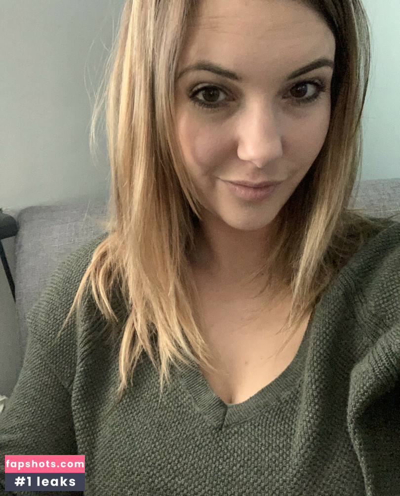 Sophia Knight gallery photo #76