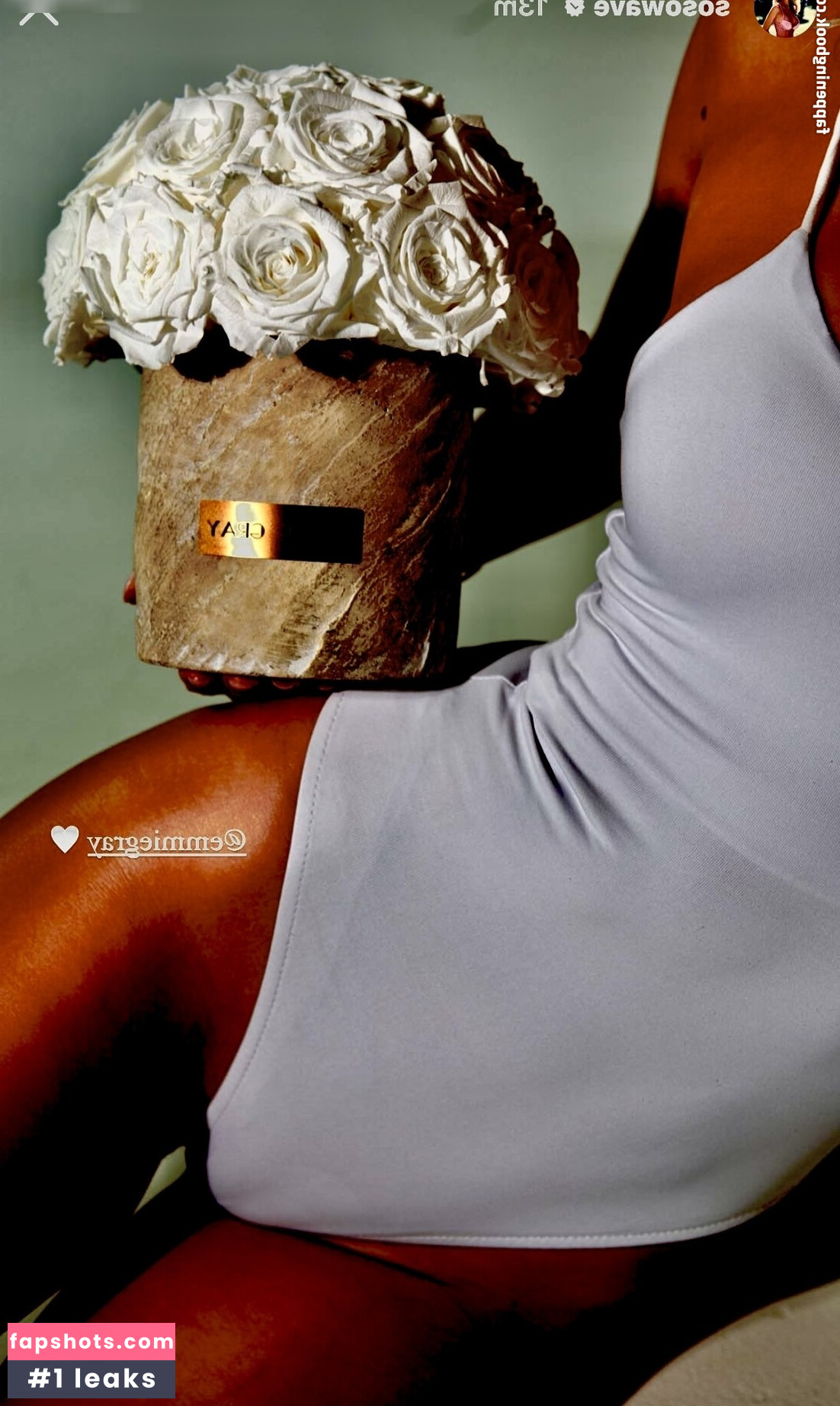 Sophia L. gallery photo #4