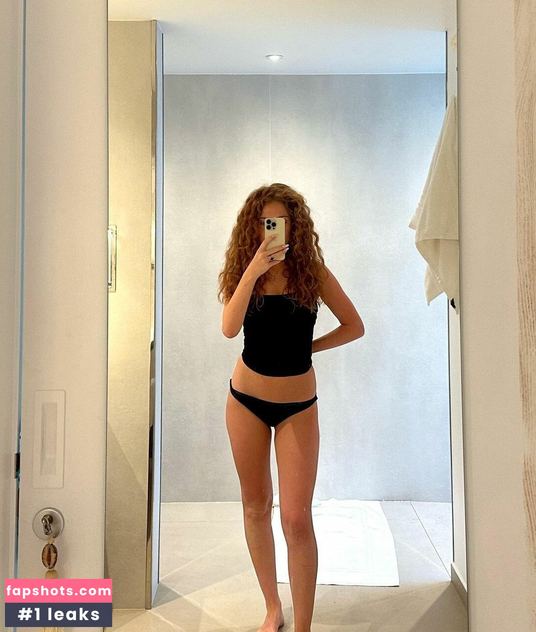 Sophia La Corte gallery photo #18