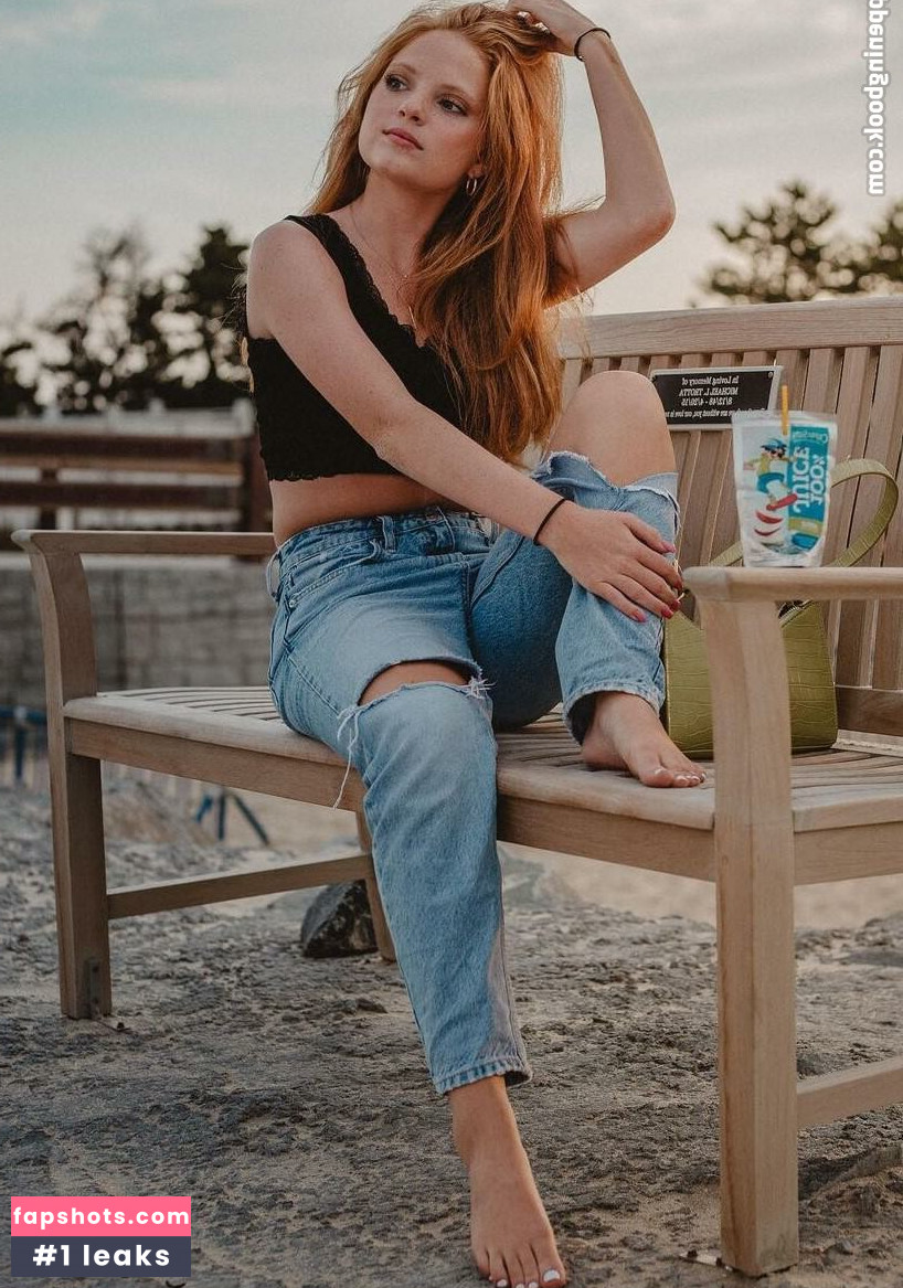 Sophia La Corte gallery photo #8