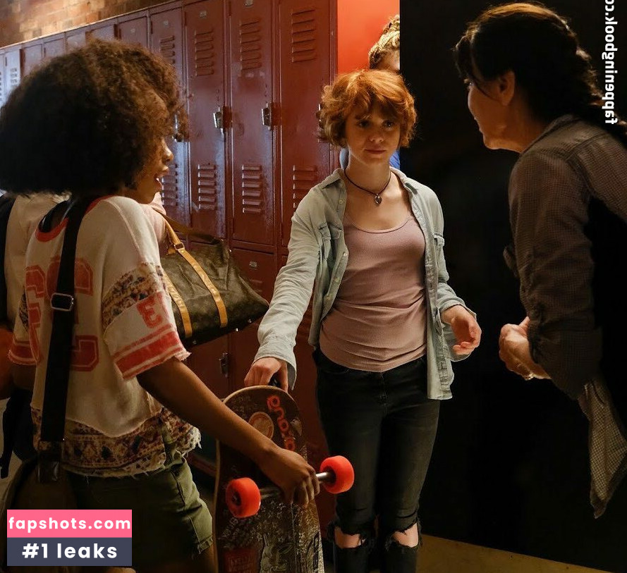 Sophia Lillis Nacktheit OnlyFans Fotos #5 - Fapshots