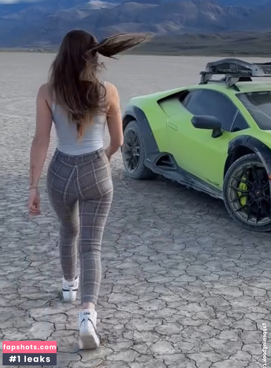 Sophia gallery photo #2