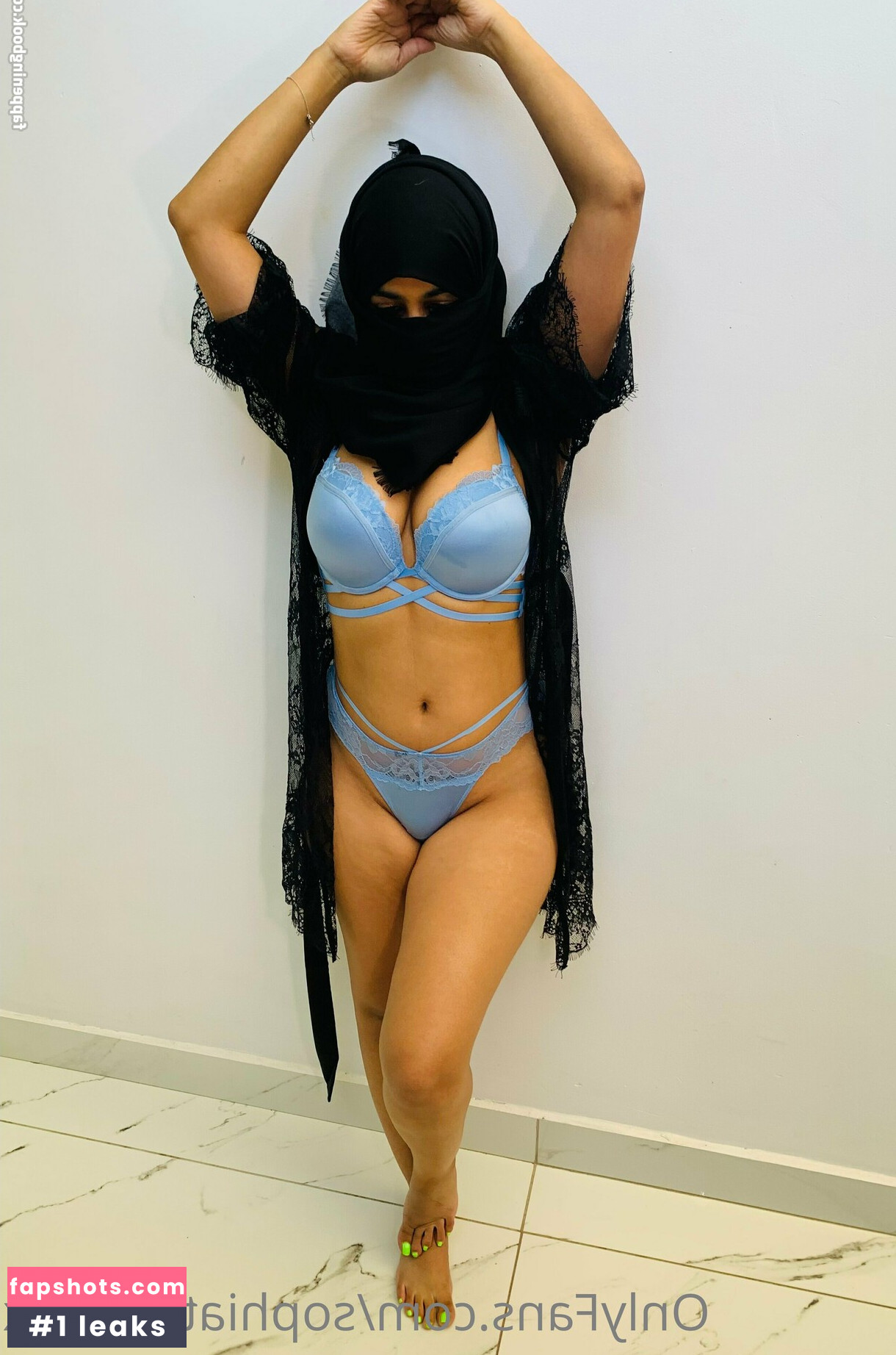 Sophia gallery photo #95