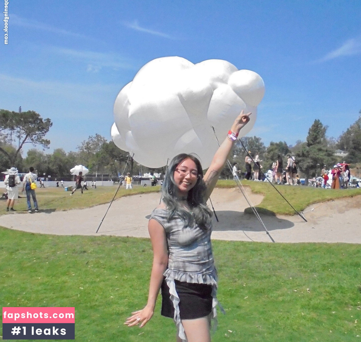 Sophia Phan gallery photo #10