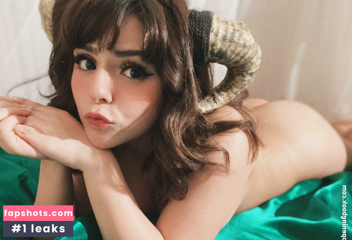 Sophia Sugarz Nude Leaks OnlyFans Photos #5 - LeakJerk