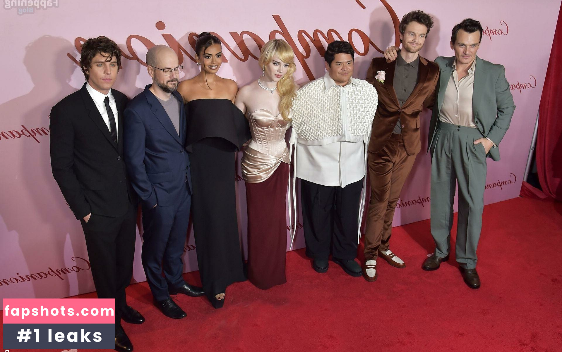 Sophia Thatcher gallery photo #12