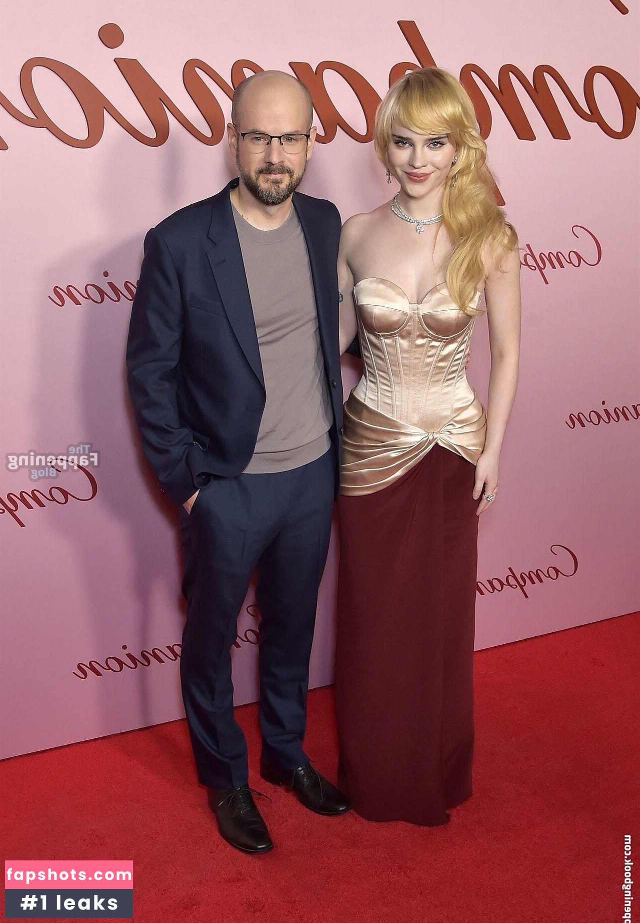 Sophia Thatcher gallery photo #22