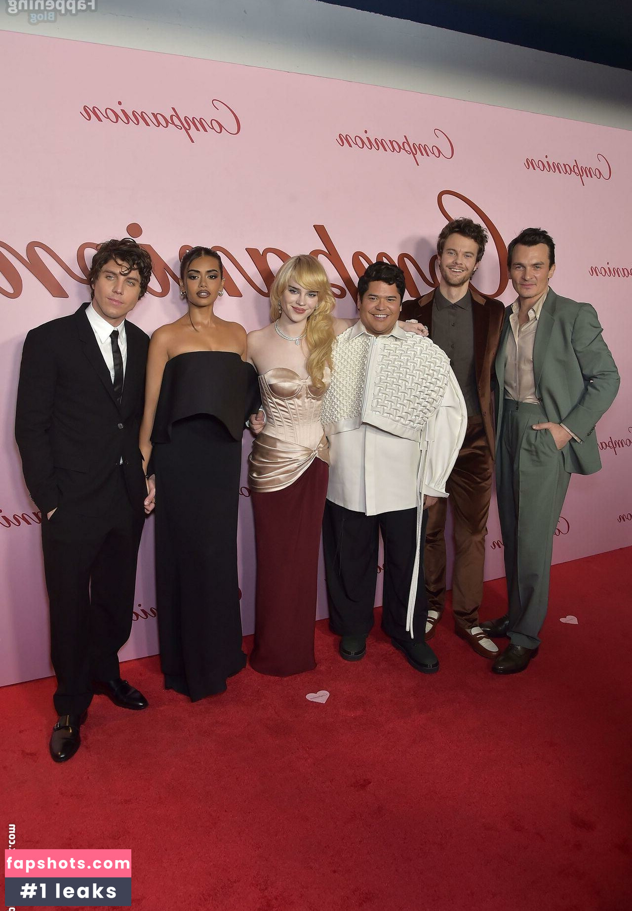 Sophia Thatcher gallery photo #4