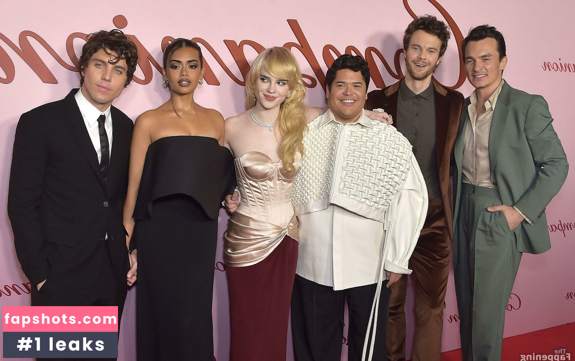 Sophia Thatcher gallery photo #6