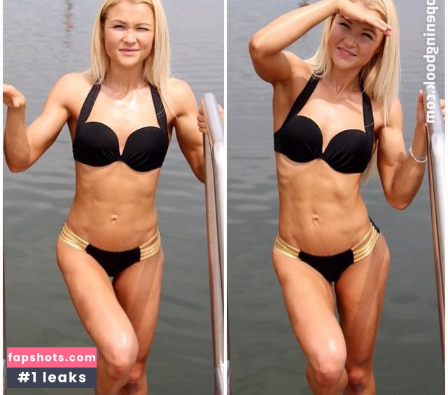 Sophia Thiel gallery photo #79