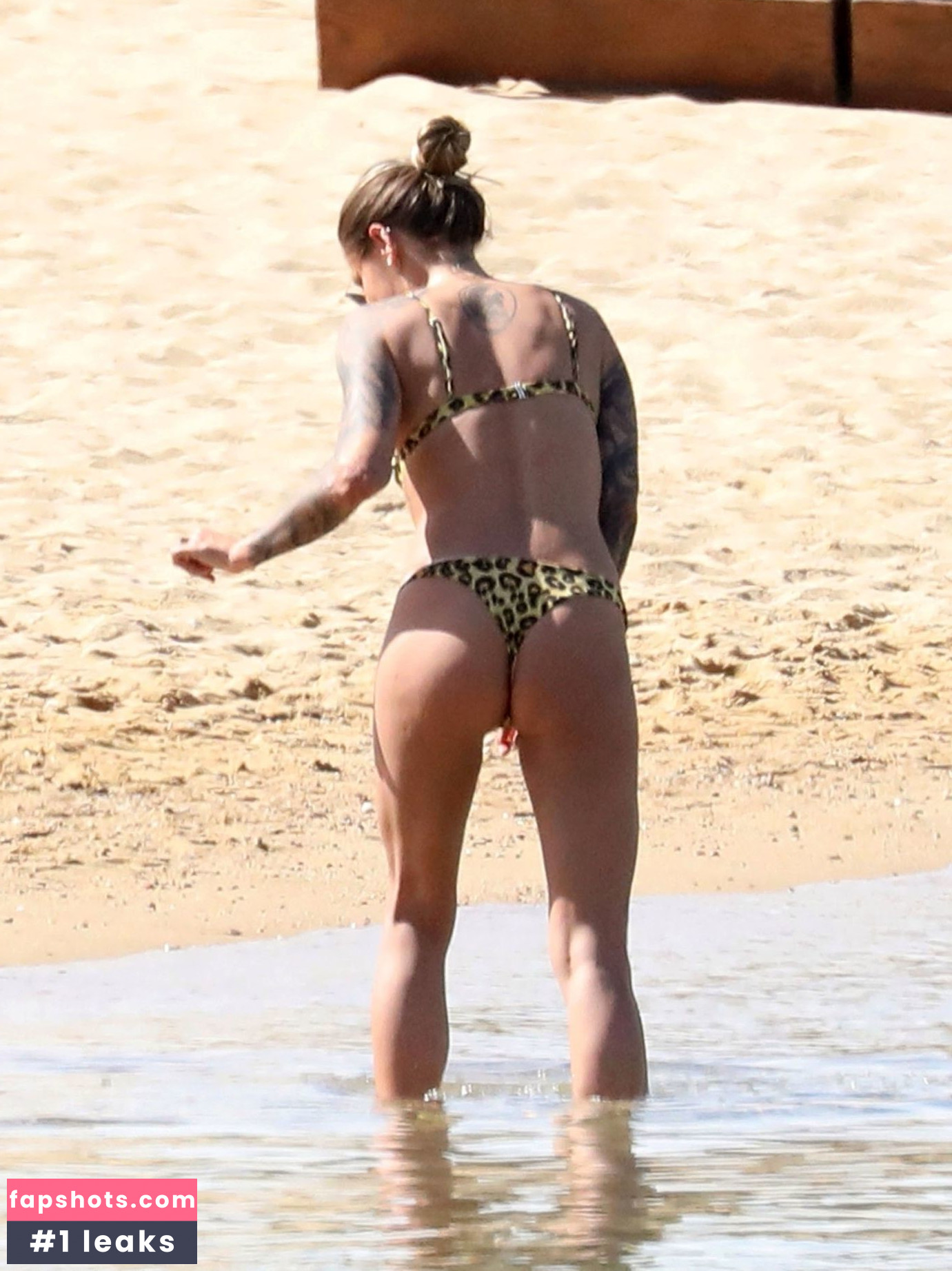 Sophia Thomalla gallery photo #265