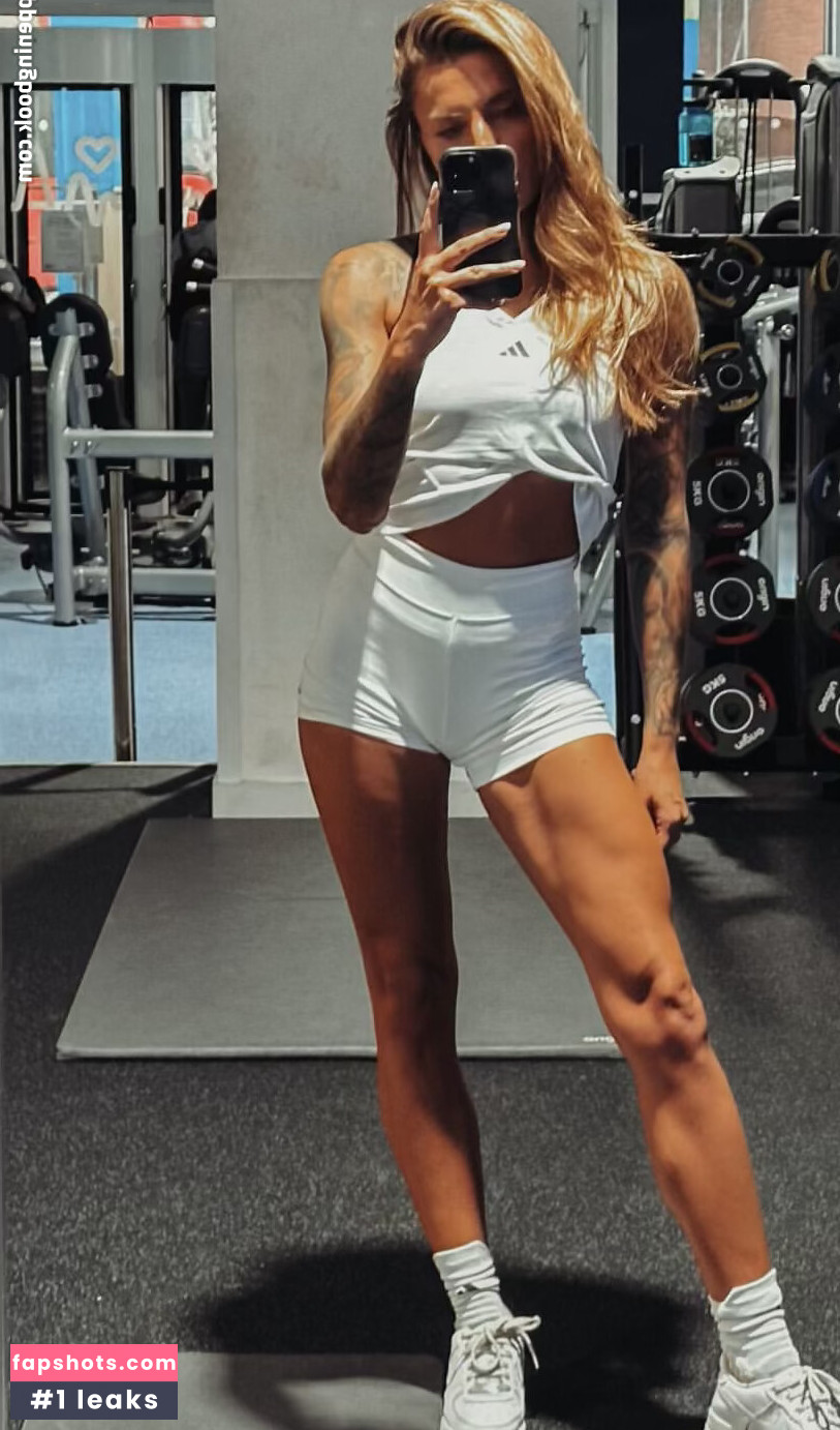 Sophia Thomalla gallery photo #32