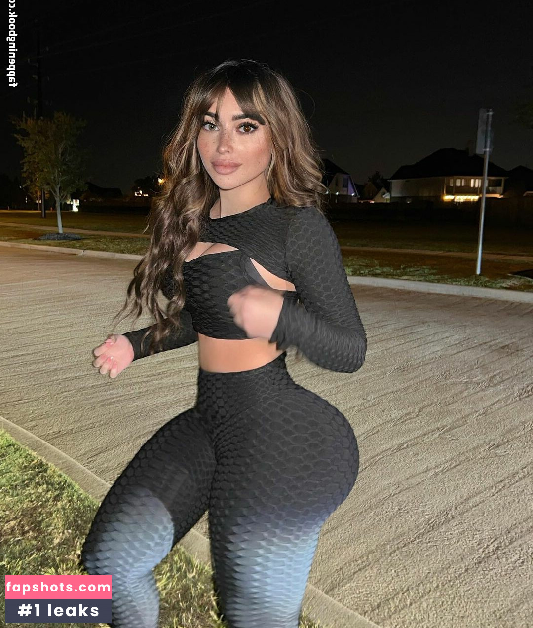 Sophia Vay gallery photo #8