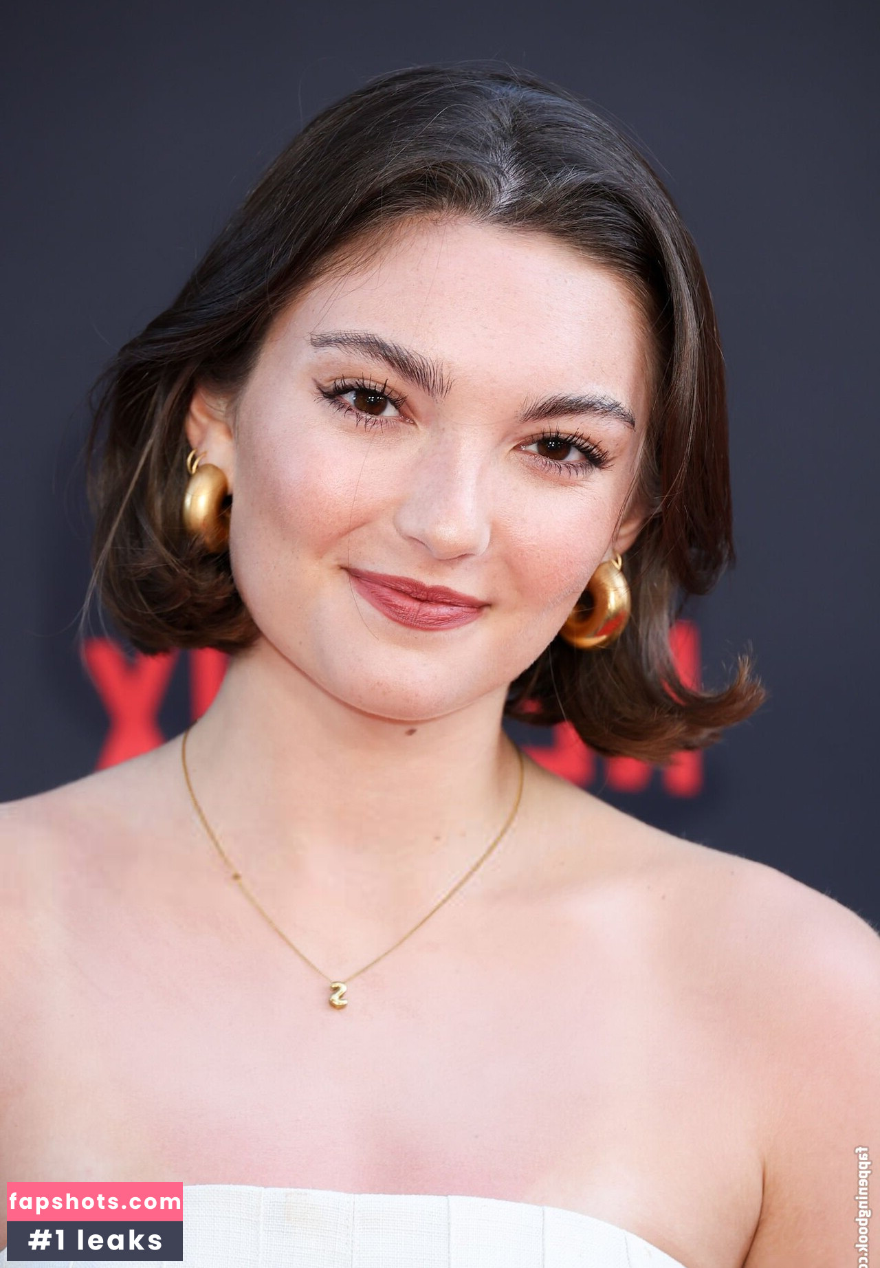 Sophia Woodward gallery photo #2