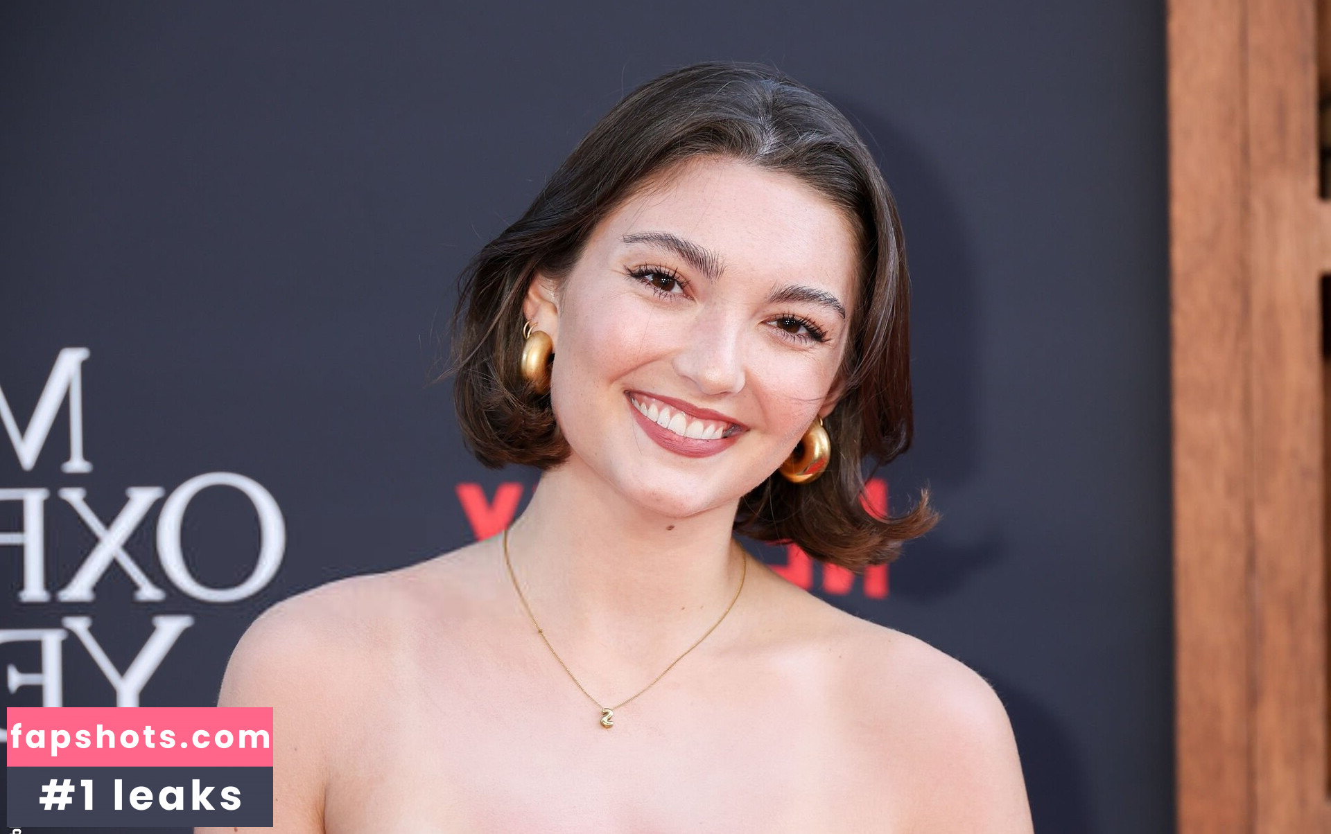 Sophia Woodward gallery photo #4