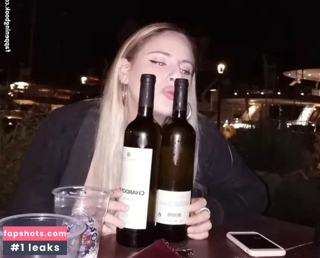 Sophia Zisi gallery photo #9