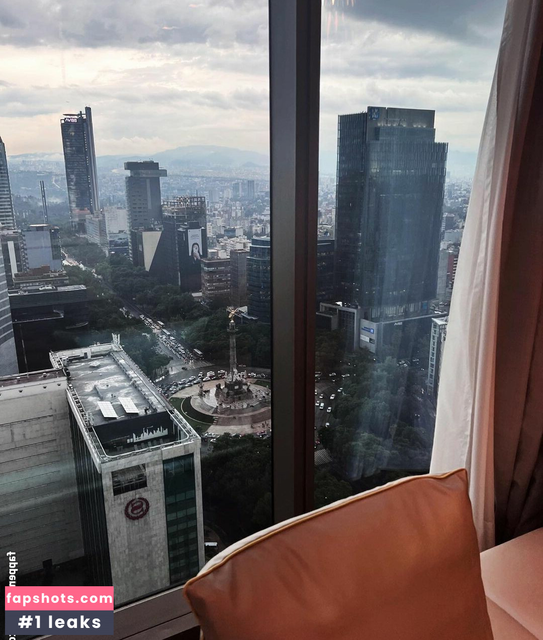 sophiahanvold gallery photo #5