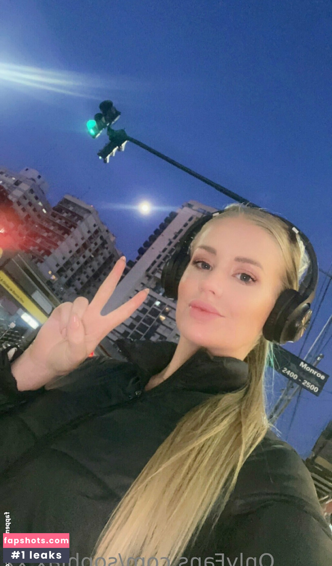 sophiax.xx Nude Leaks OnlyFans Photos #16 - LeakJerk