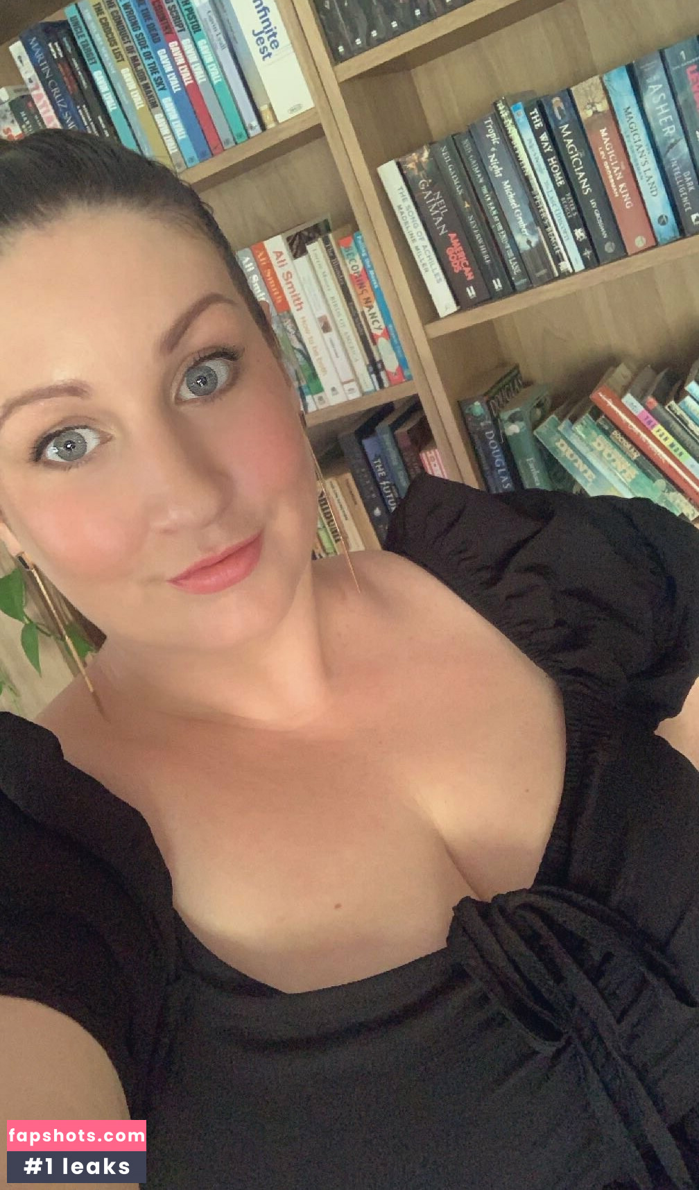 Sophie Bonjour gallery photo #9