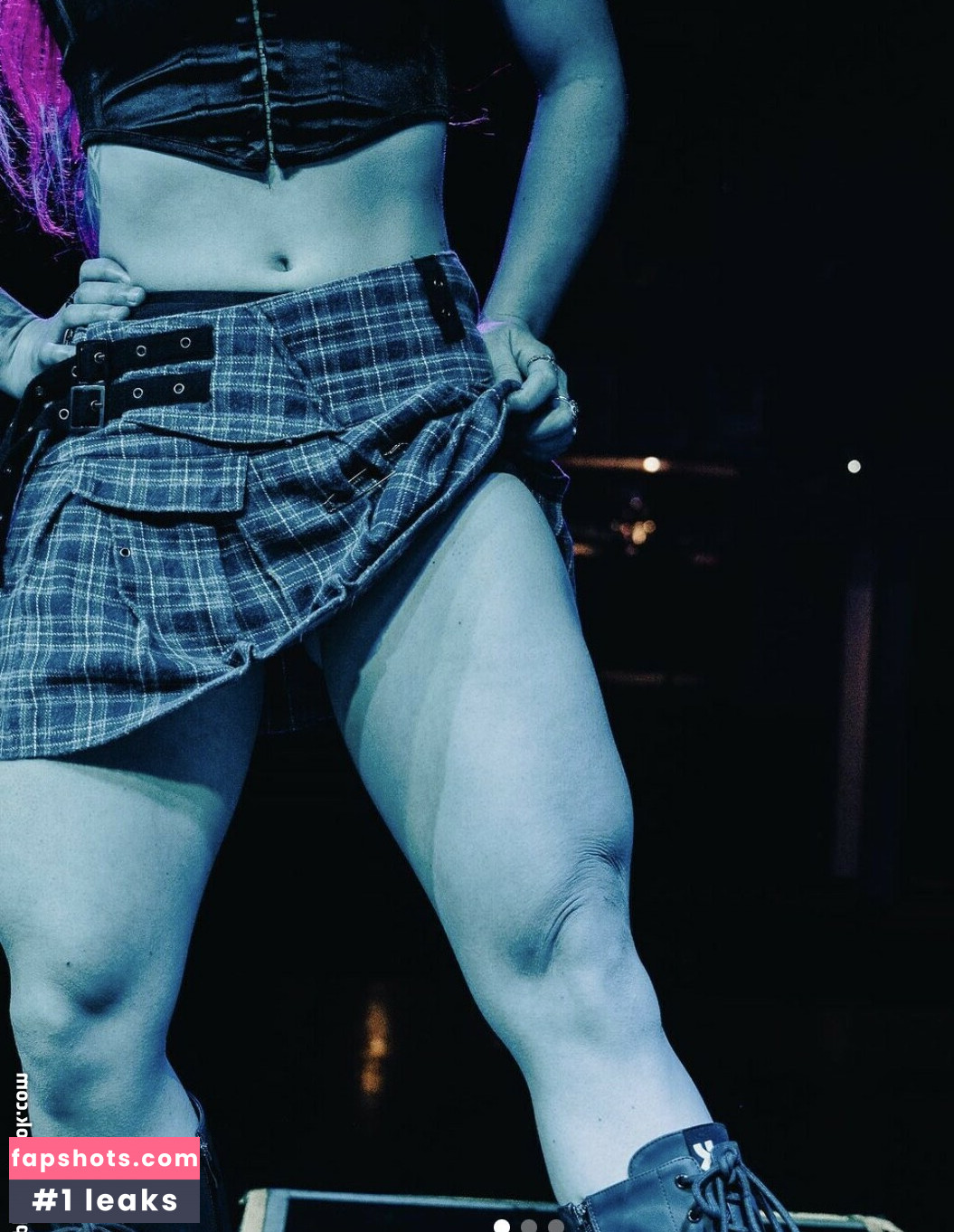 Sophie Burrell Nude Leaks OnlyFans Photos #14 - LeakJerk