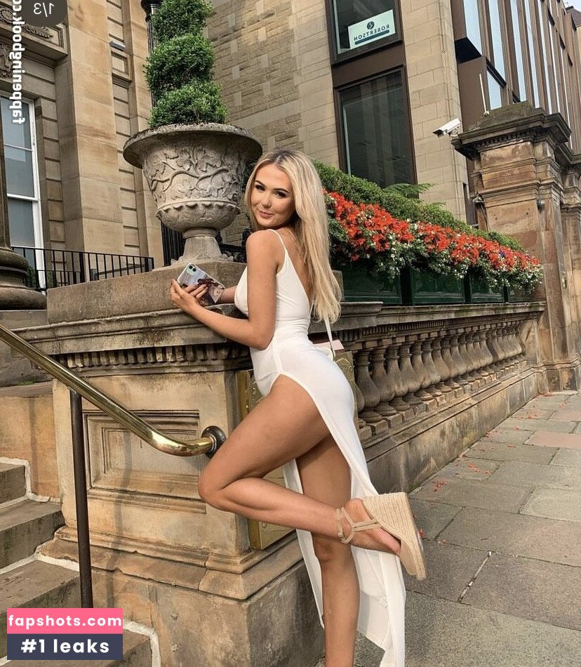 Sophie Campbell gallery photo #15