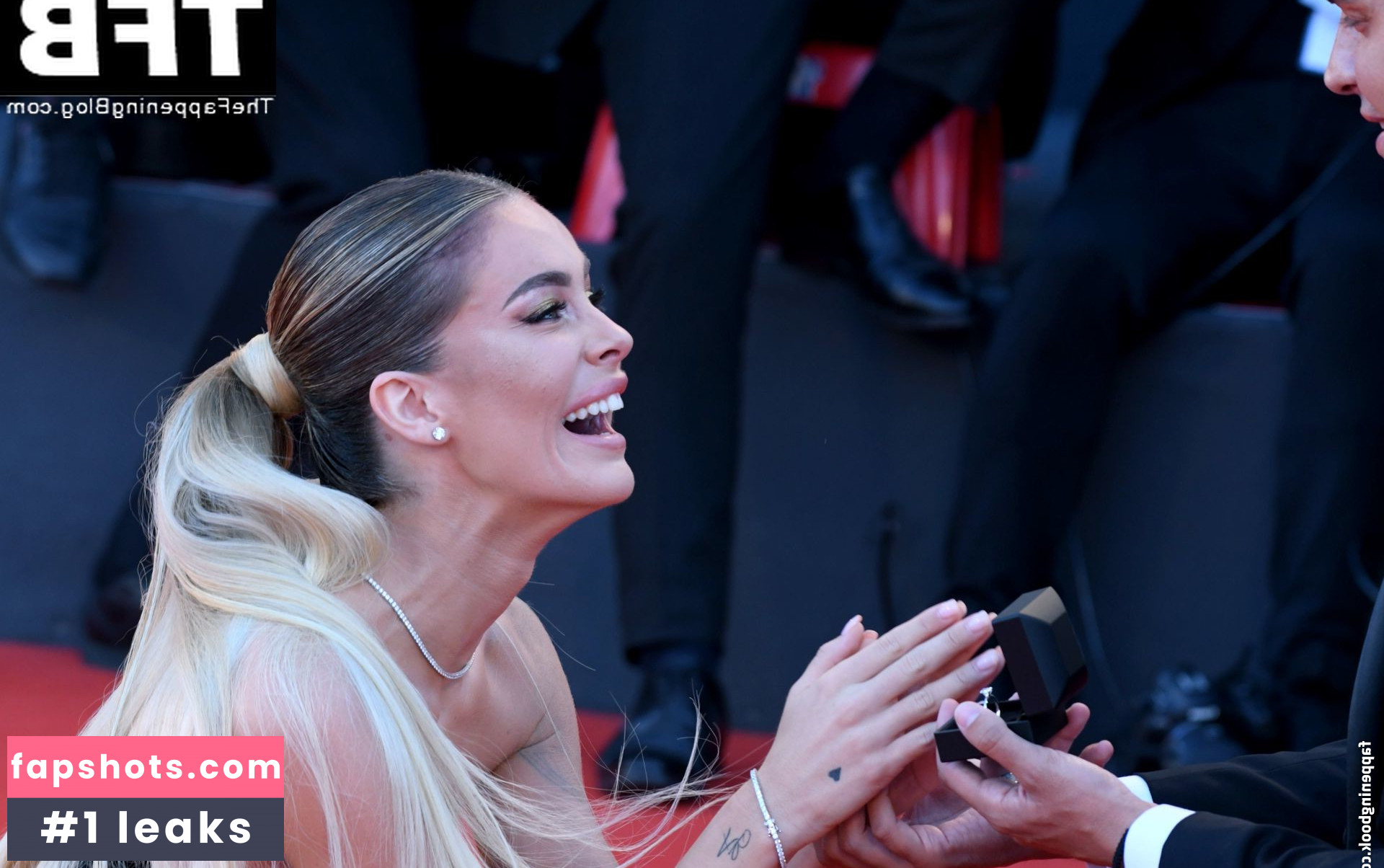 Sophie Codegoni gallery photo #45