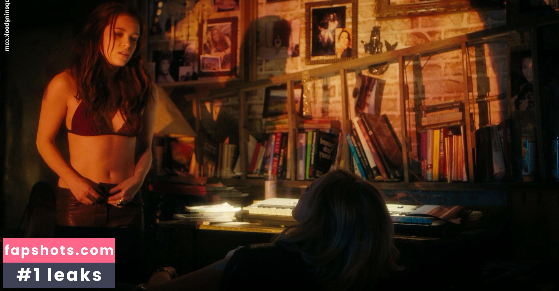 Sophie Cookson gallery photo #13