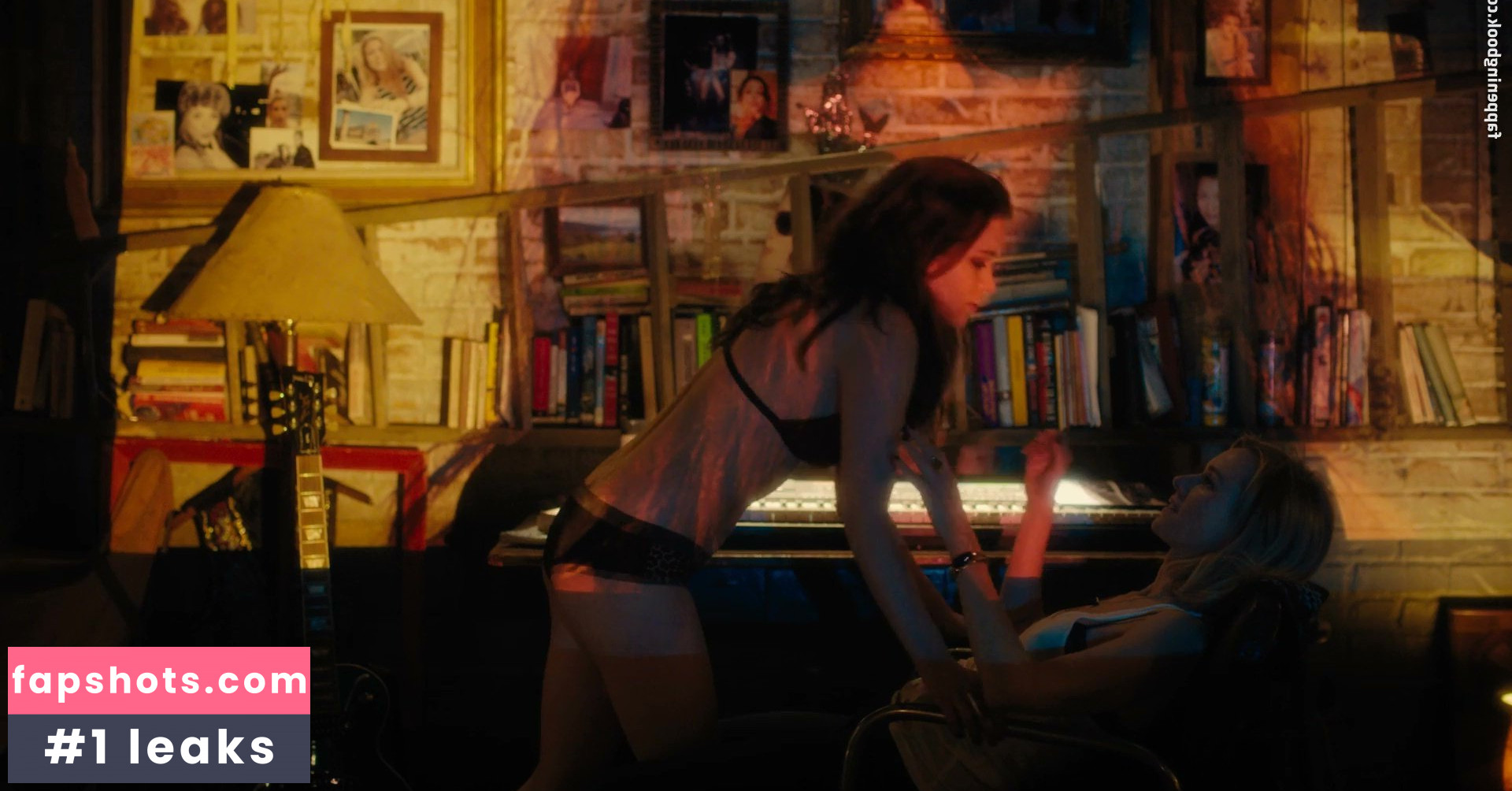 Sophie Cookson gallery photo #18