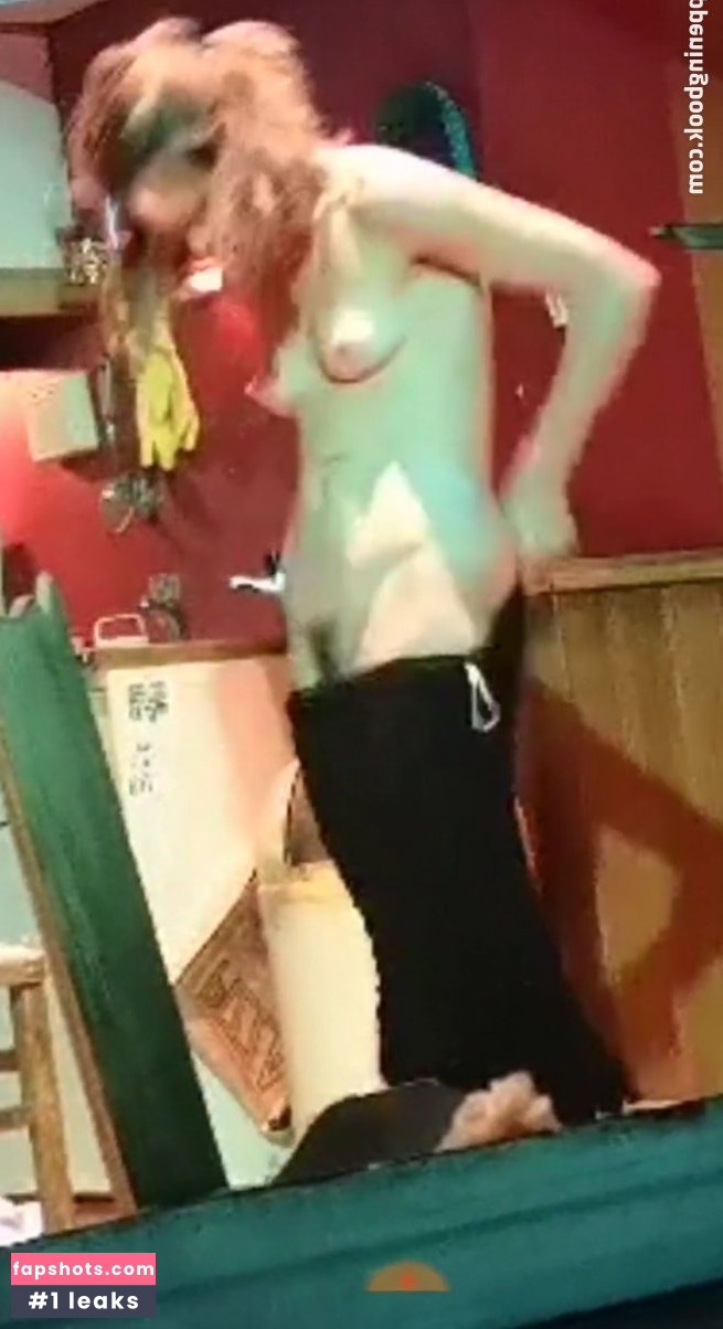 Sophie Cookson gallery photo #21