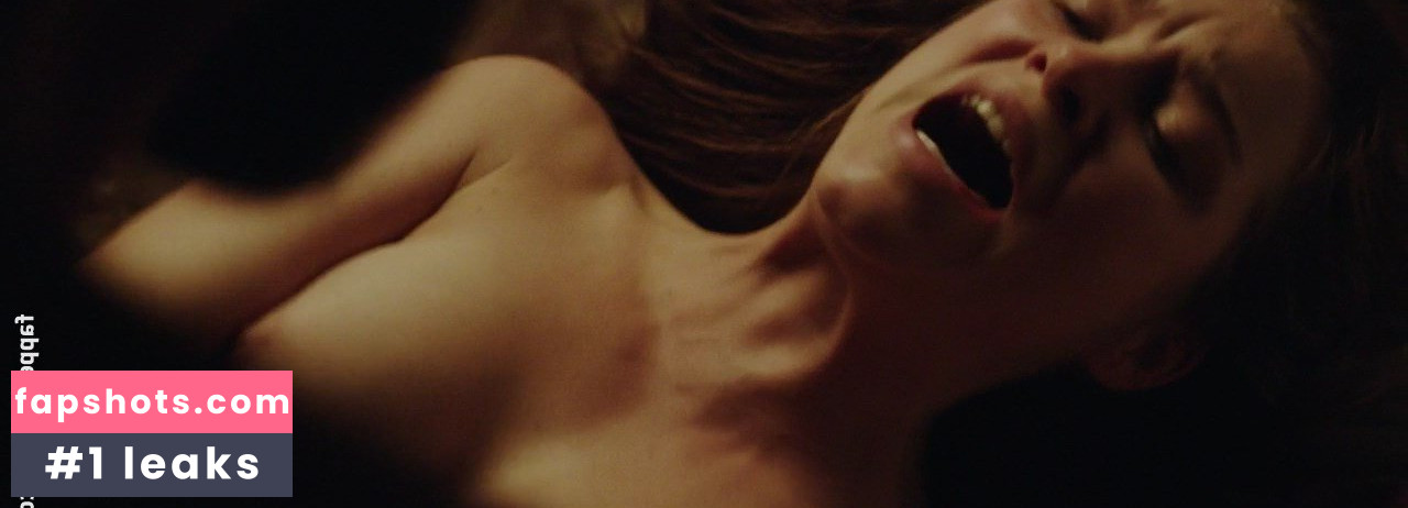 Sophie Cookson gallery photo #7