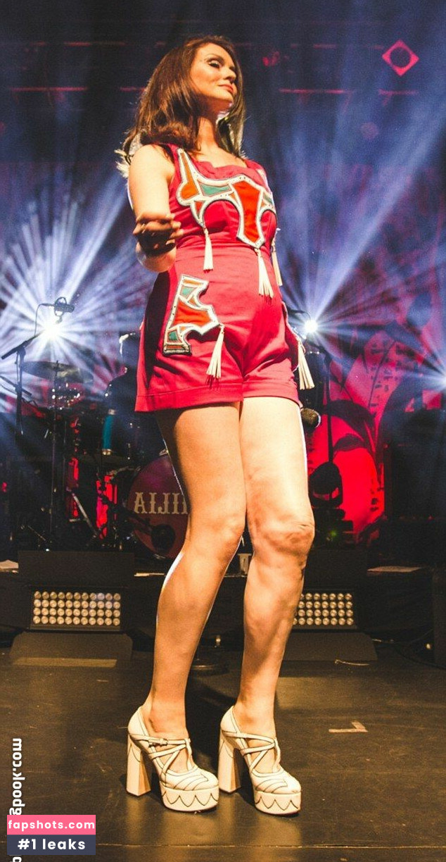 Sophie Ellis Bextor Nahé úniky fotek pouze od fanoušků #84 - Fapshots