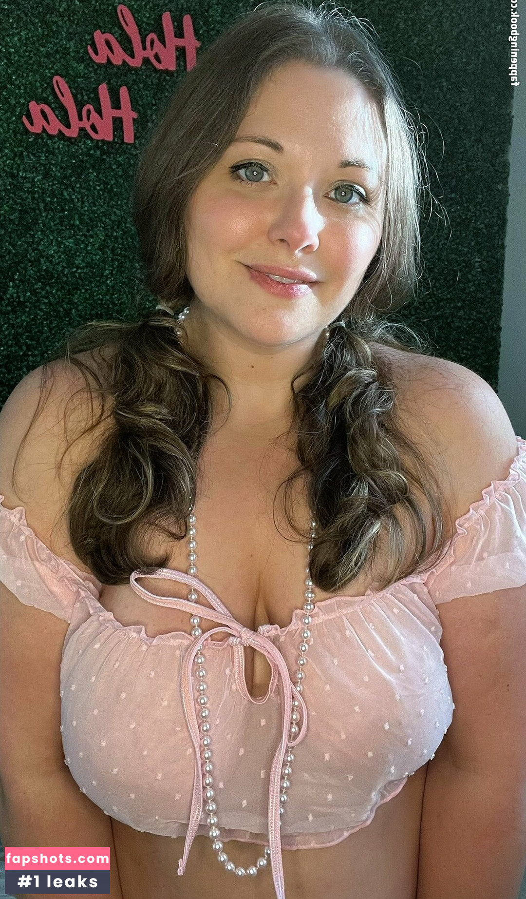 Sophie Foxe Nude Leaks OnlyFans Photos #4 - LeakJerk