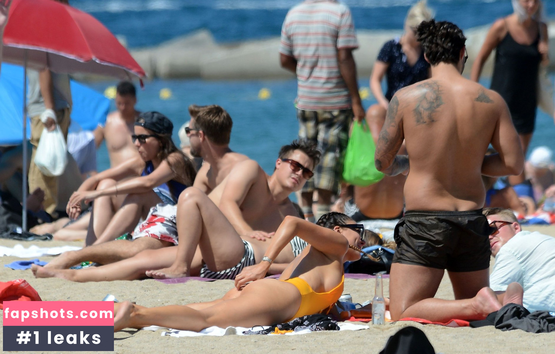 Sophie Gradon Nude Leaks OnlyFans Photos #45 - LeakJerk