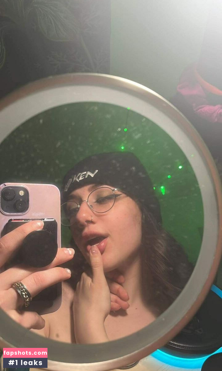 Sophie Grey gallery photo #12