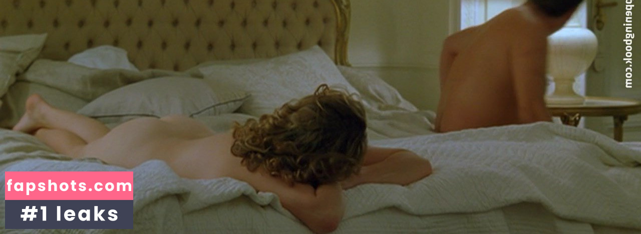 Sophie Guillemin gallery photo #13