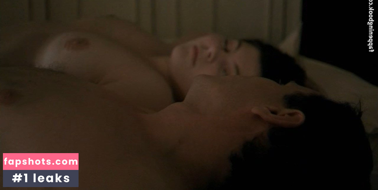 Sophie Guillemin gallery photo #17