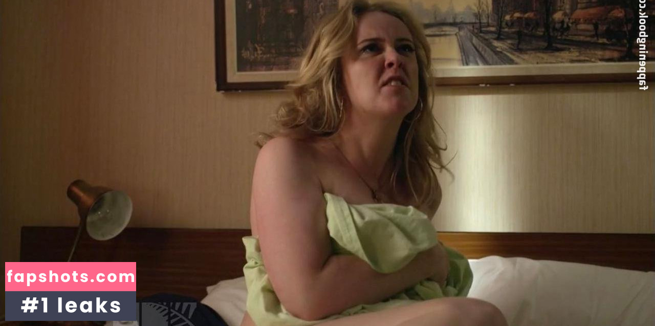 Sophie Hambleton gallery photo #5