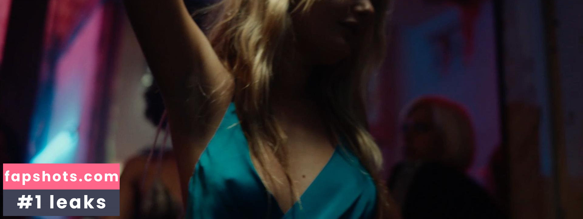 Sophie Kennedy Clark gallery photo #8