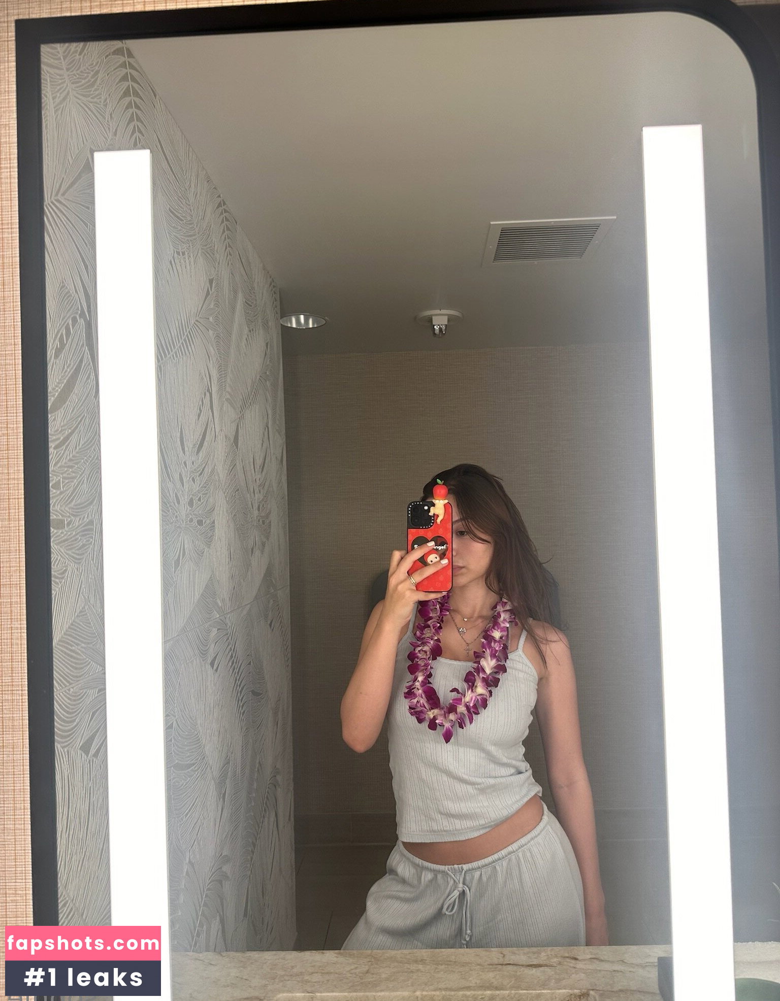 Sophie Mudd gallery photo #1835