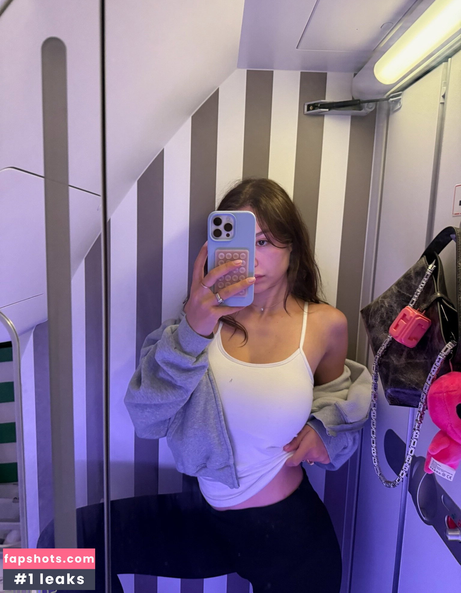 Sophie Mudd gallery photo #23
