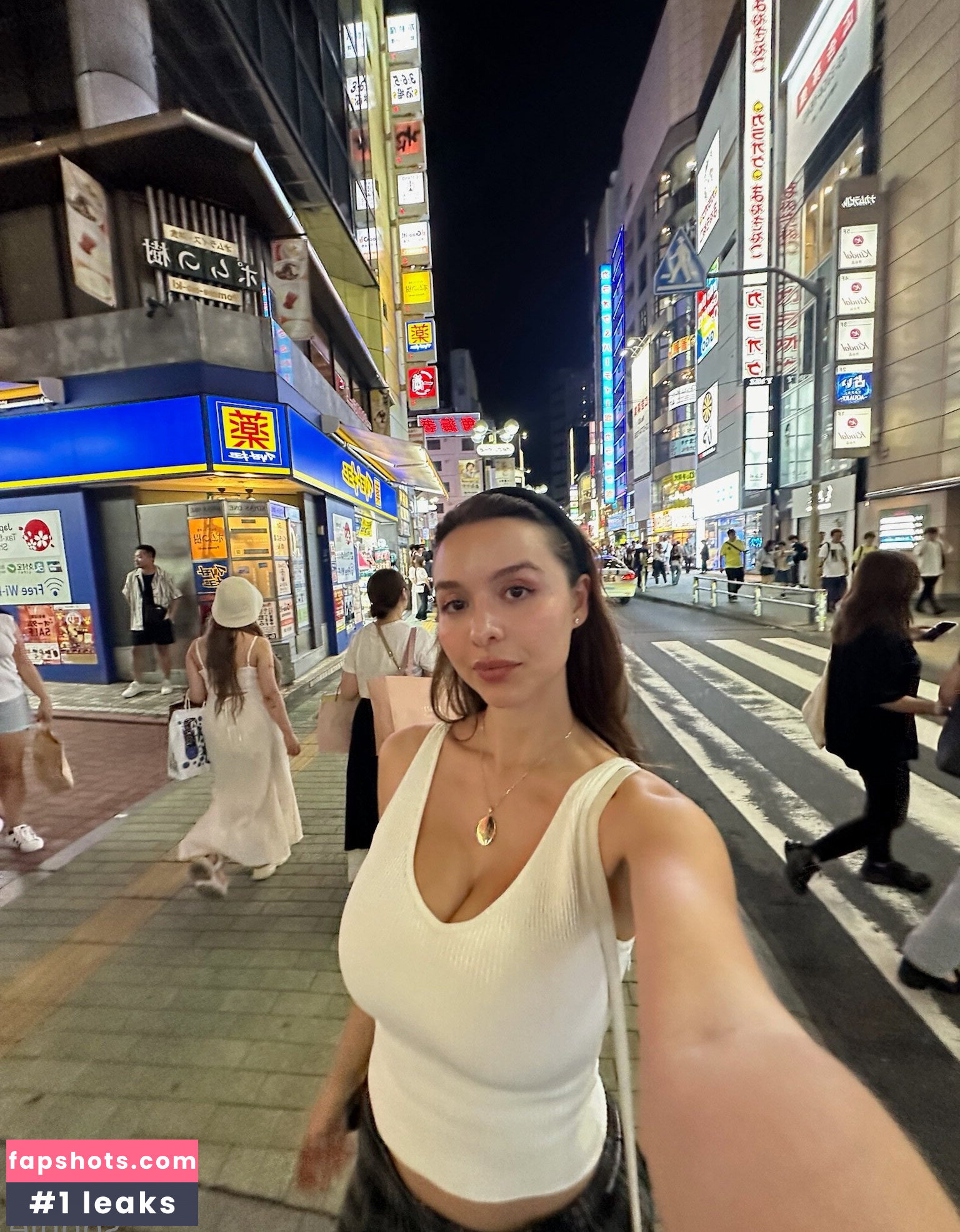 Sophie Mudd gallery photo #2462